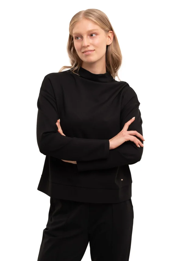 Juan>YOUR FACE Outlet